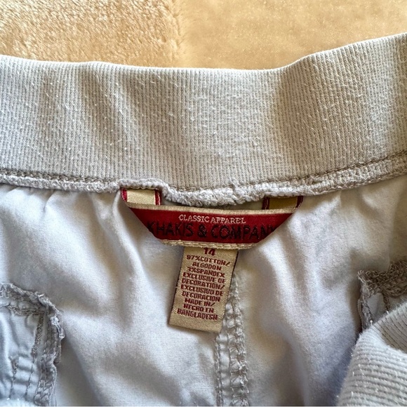 Y2K Periwinkle Capri Pants - Picture 6 of 7